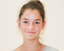 Louisa, 14 ans