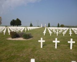 Nécropole nationale de Sept Sault (Marne)
BARDOU Joseph (Tombe n°2394)